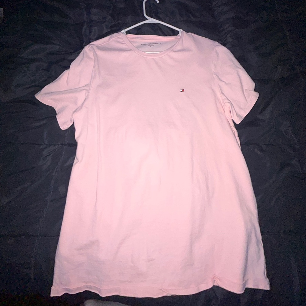 Salmon color Tommy Hilfiger t-shirt